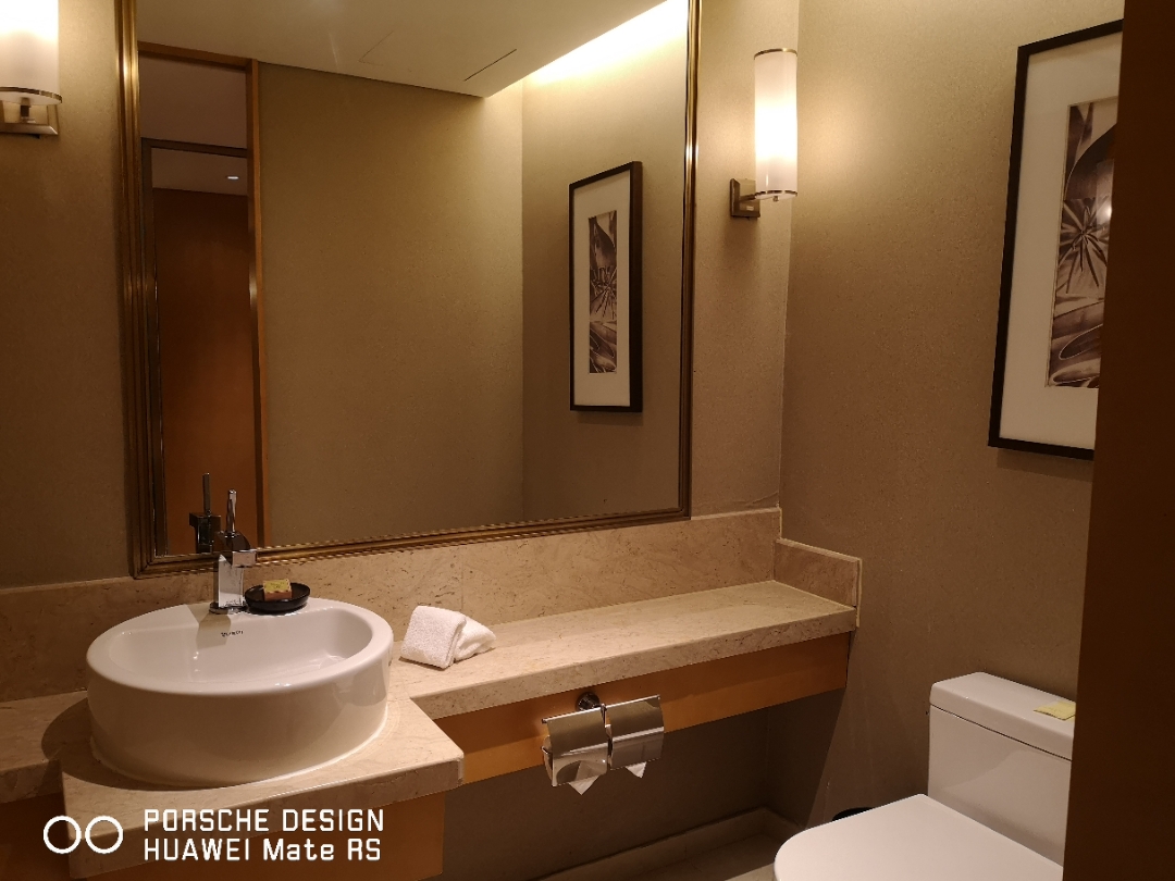 南京下关滨江希尔顿,南京世茂滨江希尔顿酒店电话号码