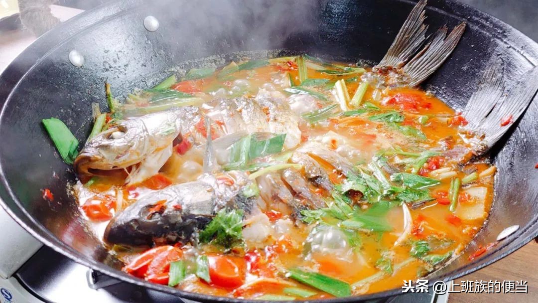 正宗重庆人做鱼的方法,新疆人最简单的做鱼方法