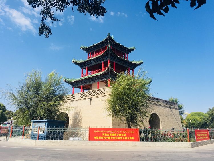 乌鲁木齐为啥叫首府,为什么省会是乌鲁木齐