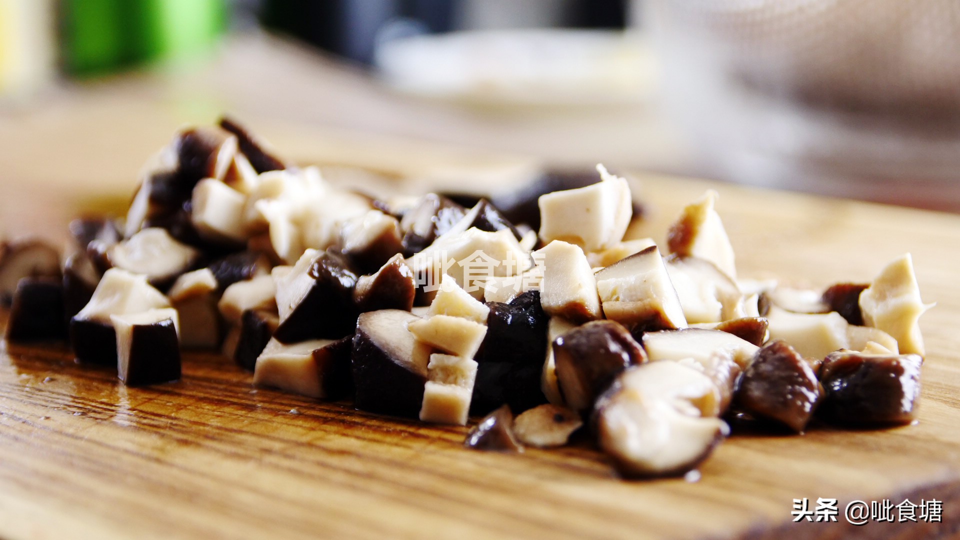 最好吃的香菇牛肉酱健康不油腻,自己做牛肉酱香菇