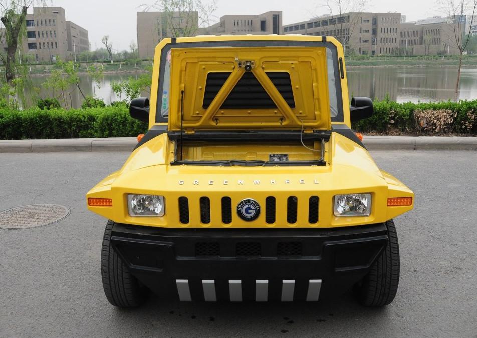 悍马h1军用版泥地涉水越野,悍马涉水能力最强的车多少钱