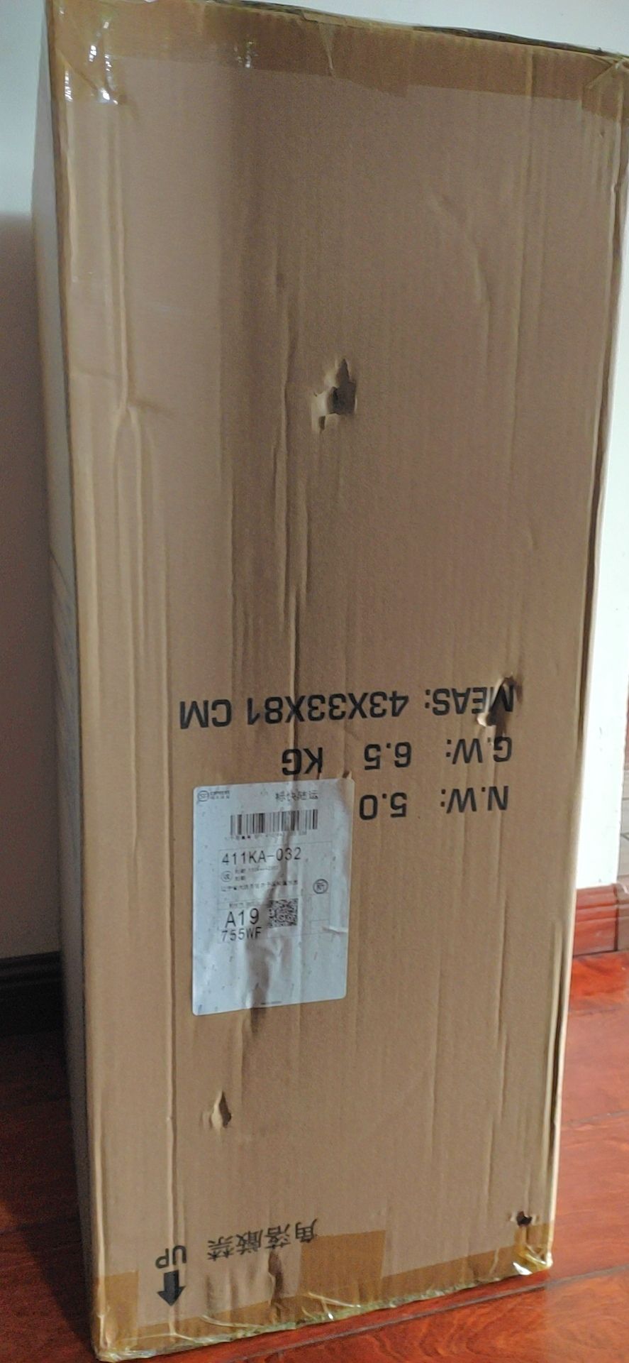 中国快递跟国外快递比,中国快递员和外国快递员的差别