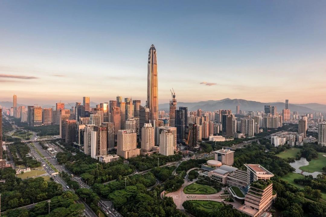 1978年的深圳和2018年的深圳,1980年的深圳和现在的深圳