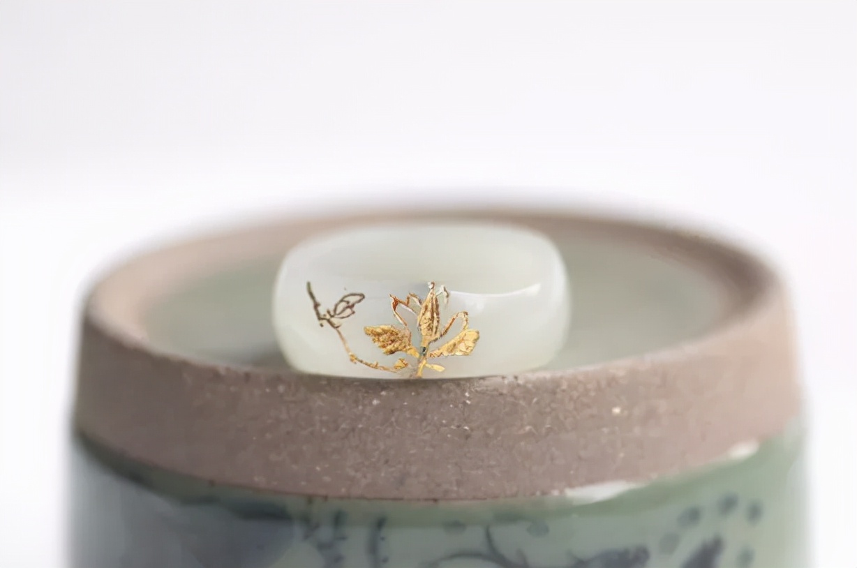 珠宝碎了怎么办,珠宝皮裂怎么修复