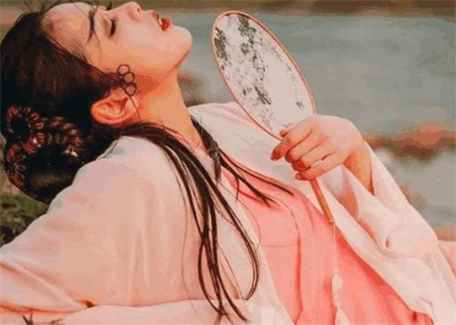 我们分手吧用文言文怎么说,分手很伤心用文言文怎么说