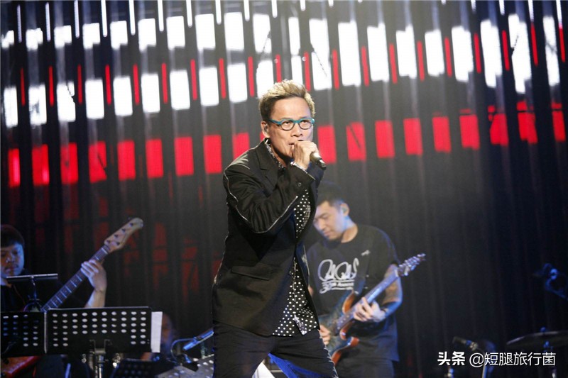 澳门威尼斯人金光综艺馆音响,澳门威尼斯人金光综艺馆舞台搭建