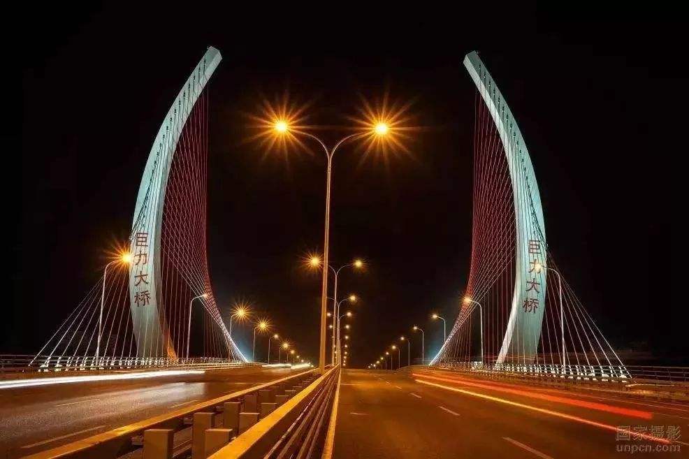 兰州和保定比哪个发达一些,甘肃兰州城市对比