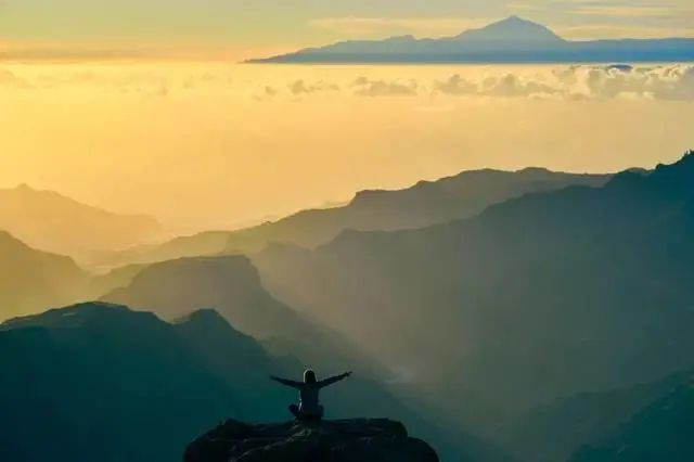 又到一年毕业季归来仍是少年,又是一年毕业季愿你归来仍是少年