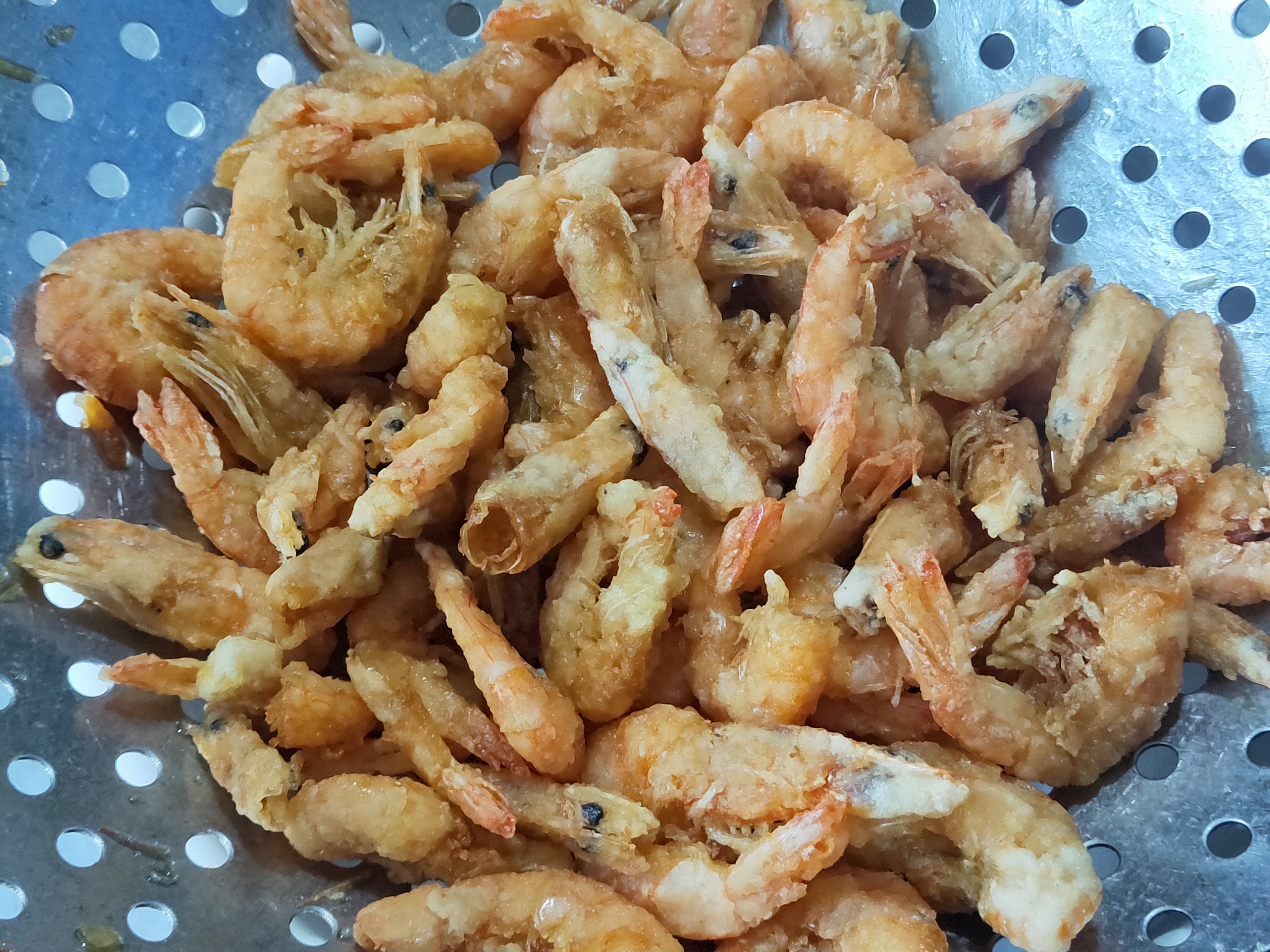 干炸小河虾用面粉好还是淀粉好,干炸小河虾家里有孩子一定要试试