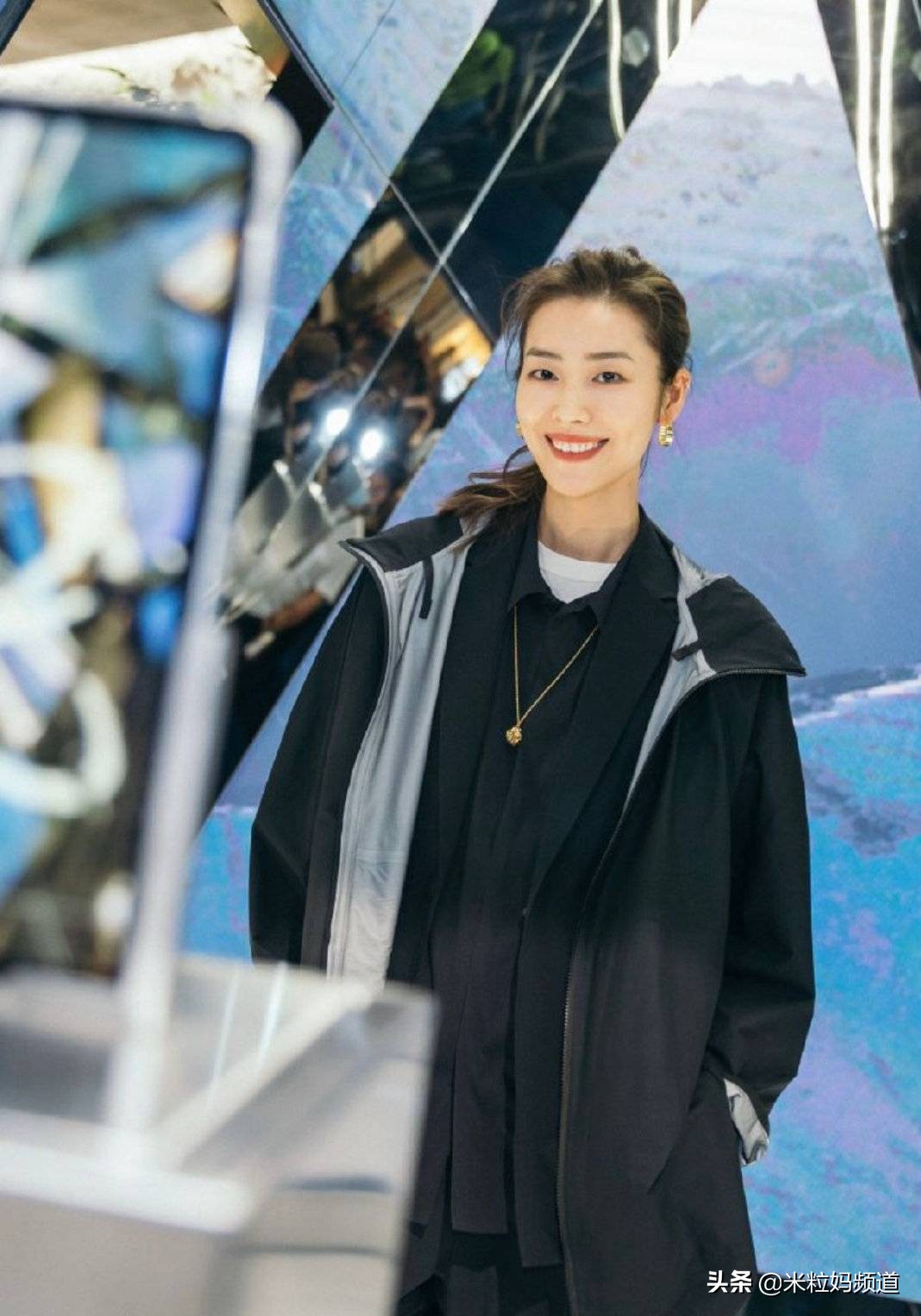 她一次次砸了自己的饭碗，我却看到了养女儿最好的样子