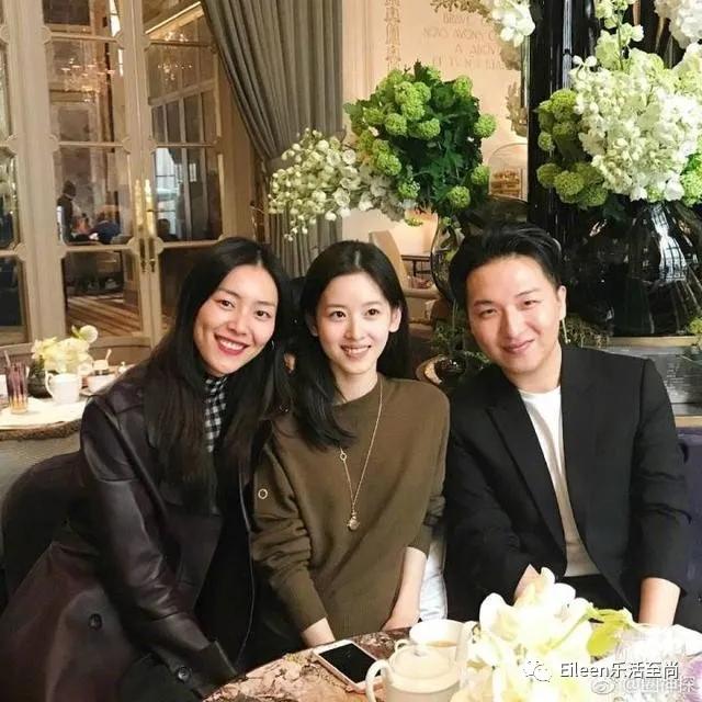 合影被裁？奶茶妹妹的千亿名媛晋级路还有多长？