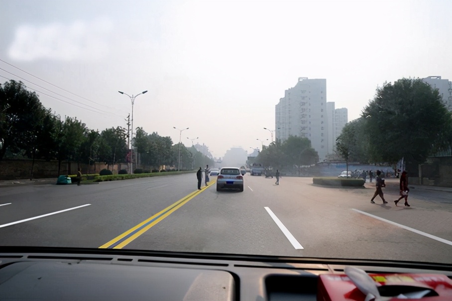 手动挡如何调整车身正直,如何保持车身正直