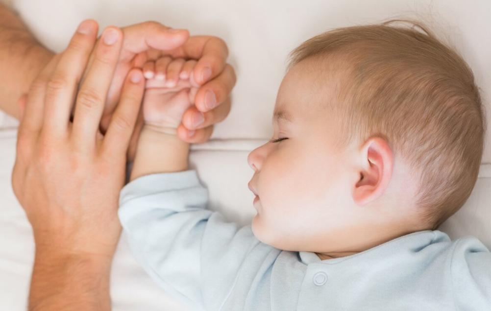 推车哄睡算自主入睡吗,哄睡推车