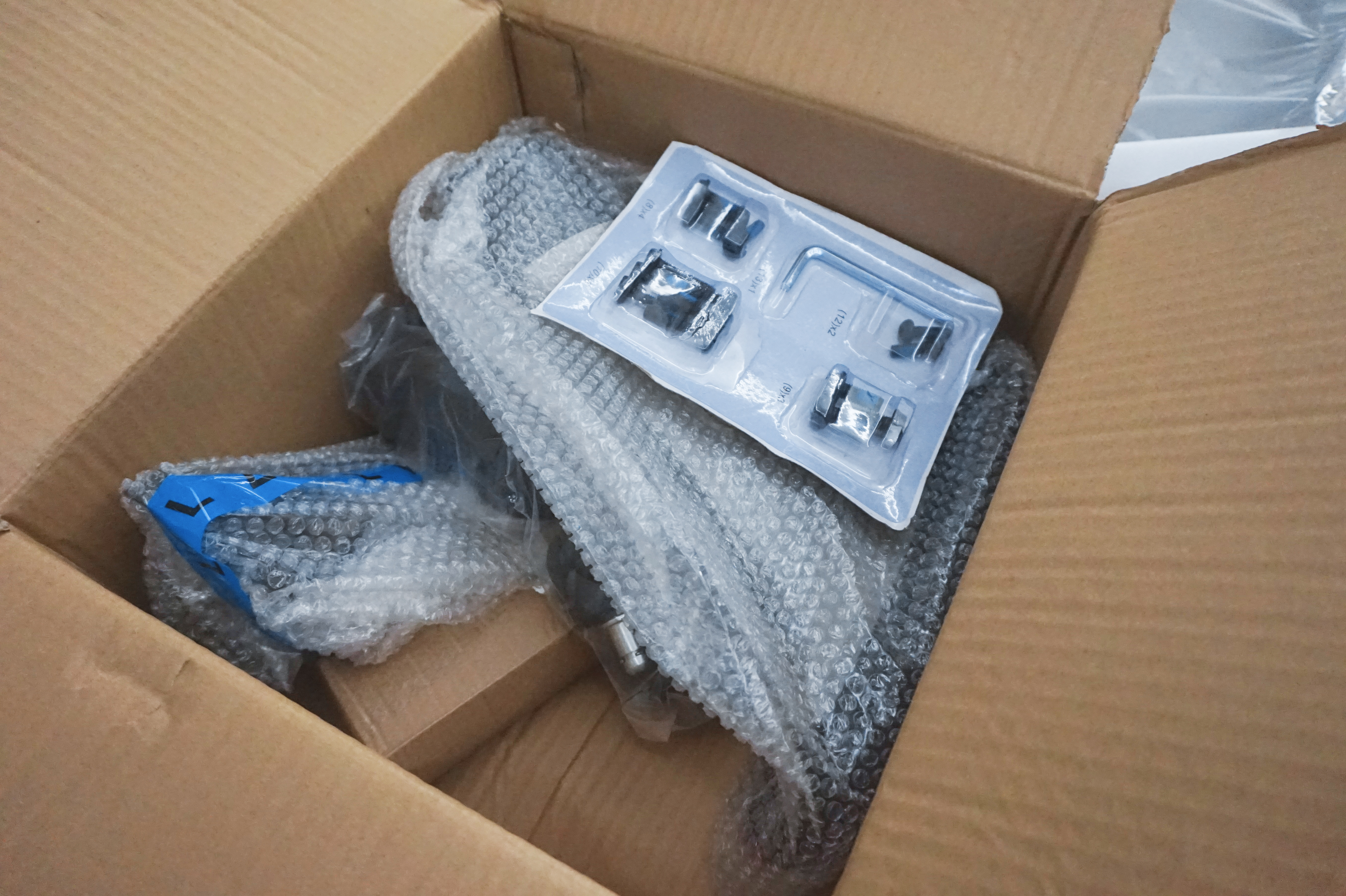 一千元可以从小用到大的人体工学椅，达宝利S10开箱体验