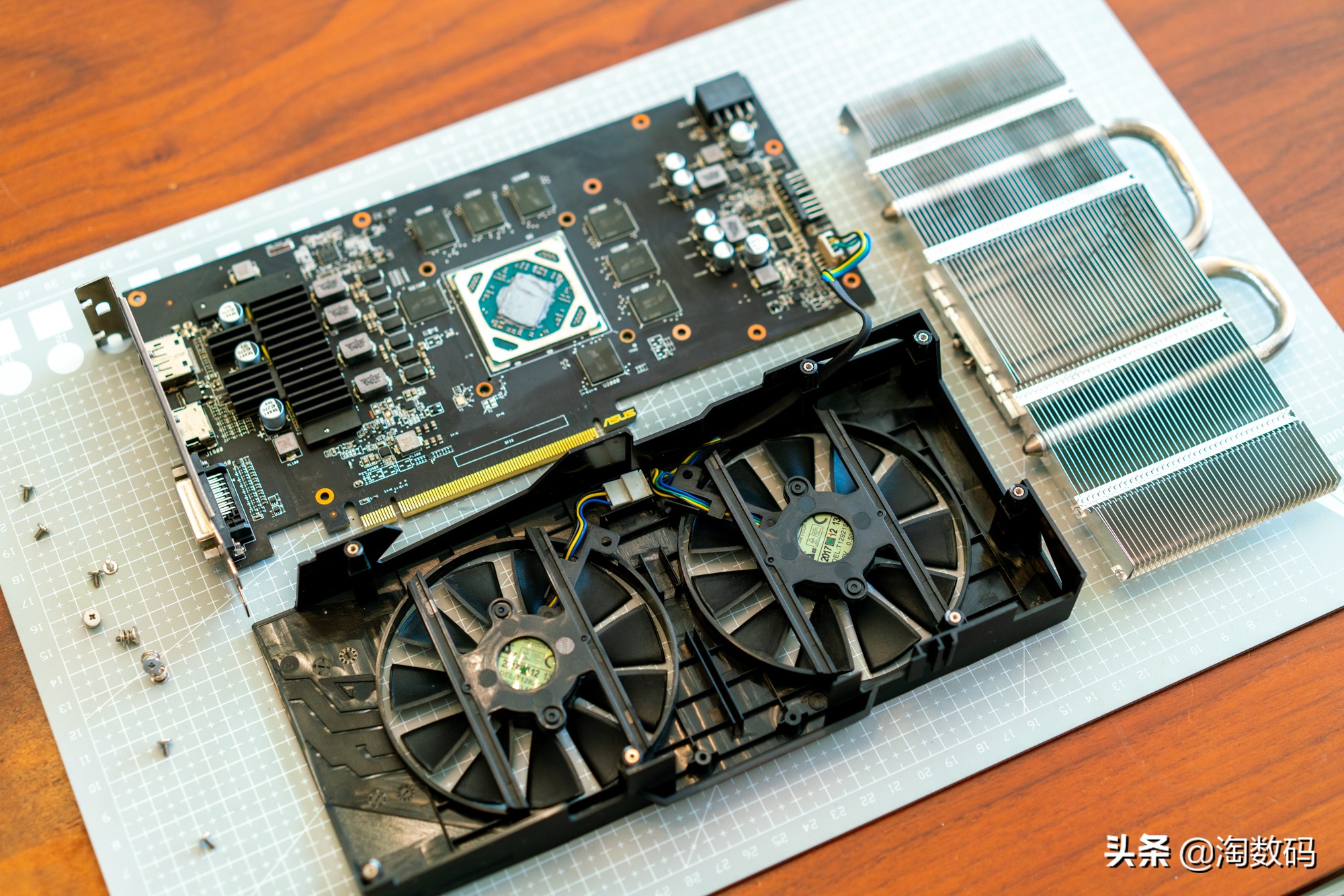 华硕rx580显卡相当于什么水平,华硕rx5804g显卡现在怎么样