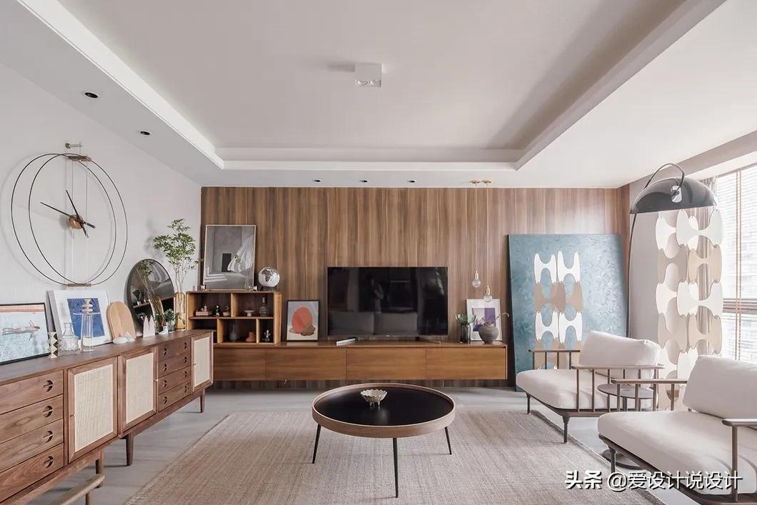 原木是让人清新脱俗的风格,现代简约和原木风混搭