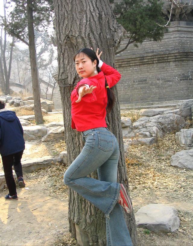 潮水退去方知谁在裸泳,潮水退去后才知道谁在裸泳赚钱