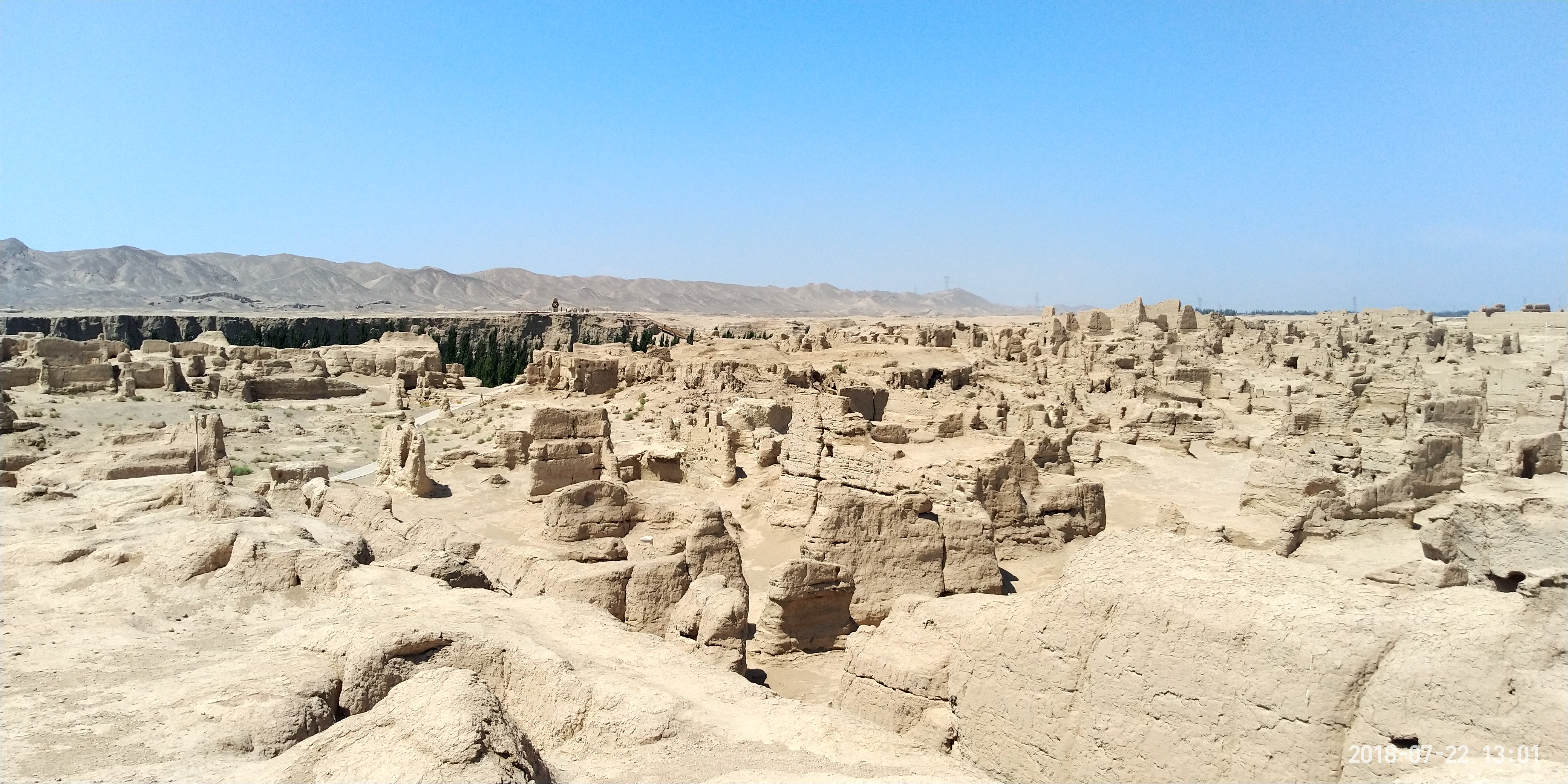 最新自驾出疆路线攻略,湖北出发新疆自驾游最佳路线寒假