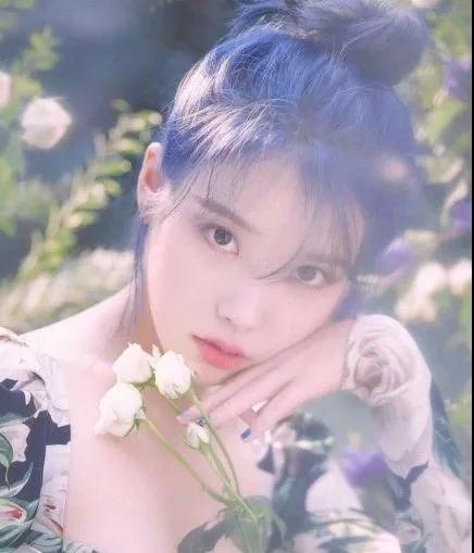 少女时代演唱会泰妍个人solo,iu泰妍最新歌曲