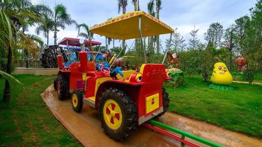 鹭湖水世界天旋大回环,水上天旋大回环