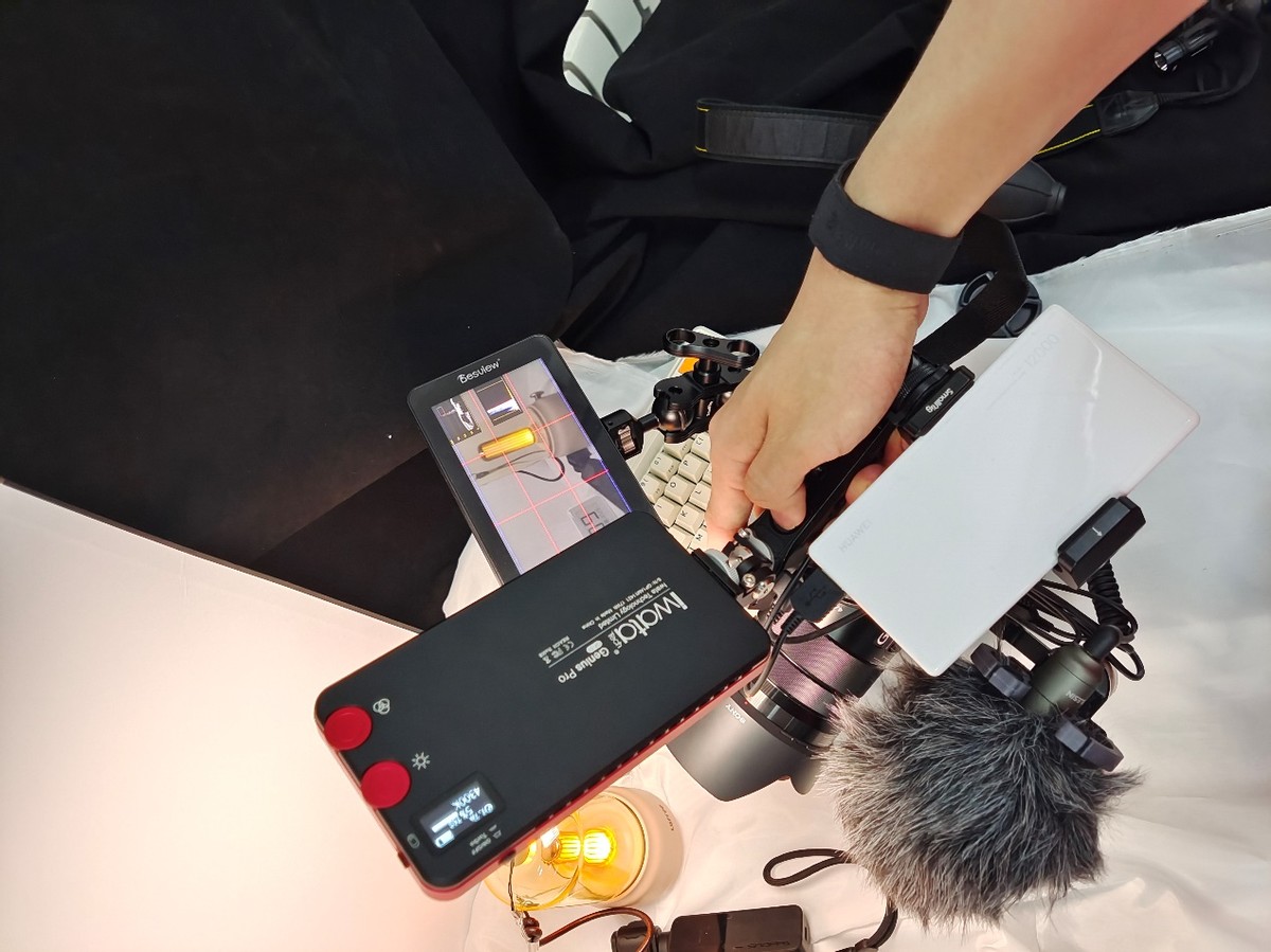 聊聊近两个月里我给新买的索尼6400搭配的那些配件