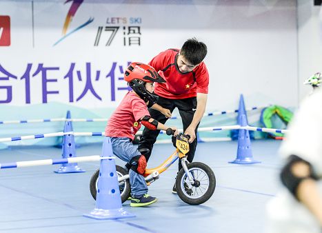 聪明的孩子都在玩！门头沟这家平衡车俱乐部国庆大促销！快预约吧