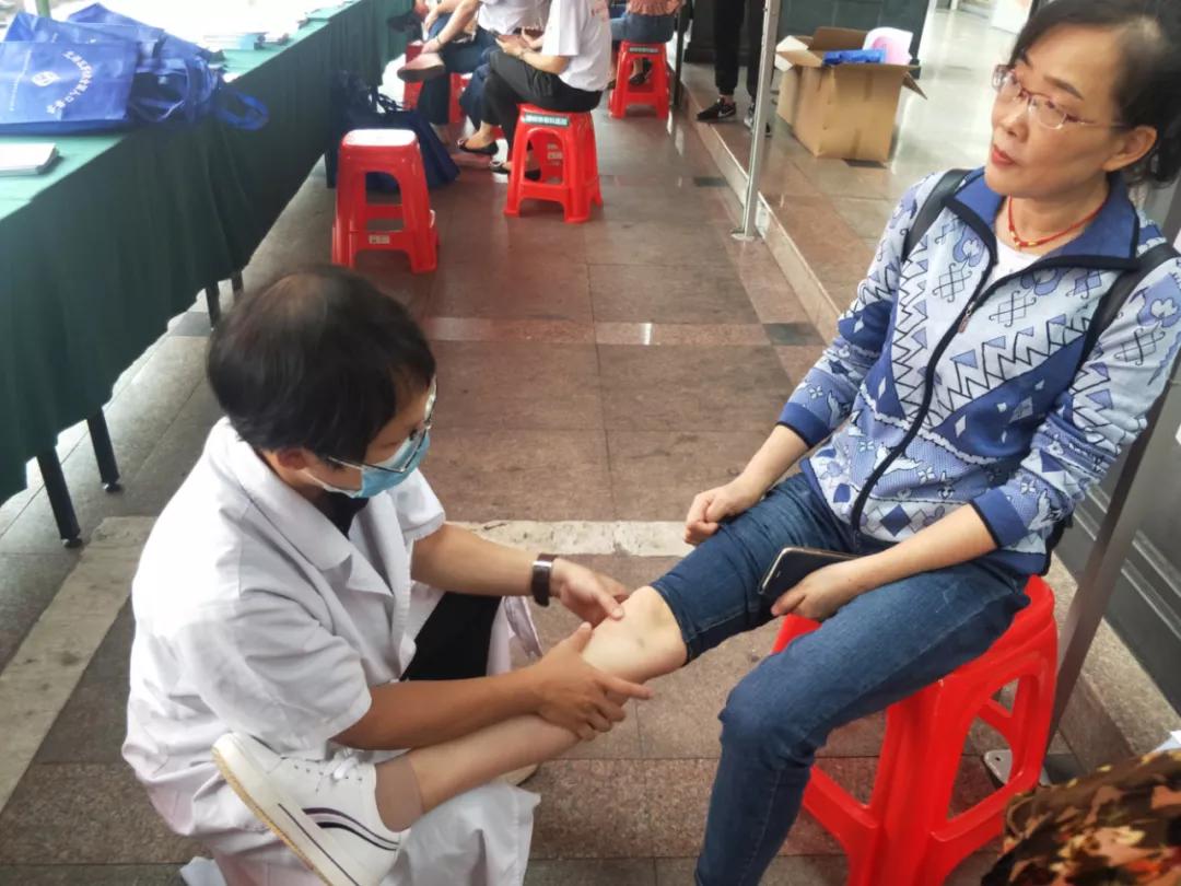骨科专家来乡镇开展义诊活动,江西省人民医院骨科义诊活动