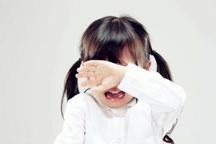 很多人小时候都“怕黑”，那么你知道如何帮助孩子克服吗？