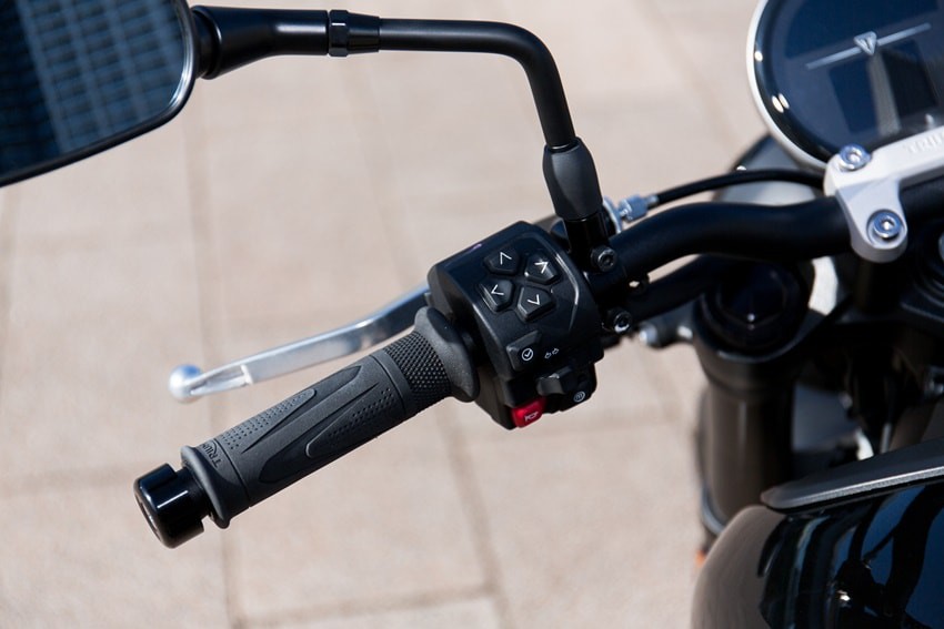 凯旋三叉戟巅峰摩托,凯旋摩托车三叉戟