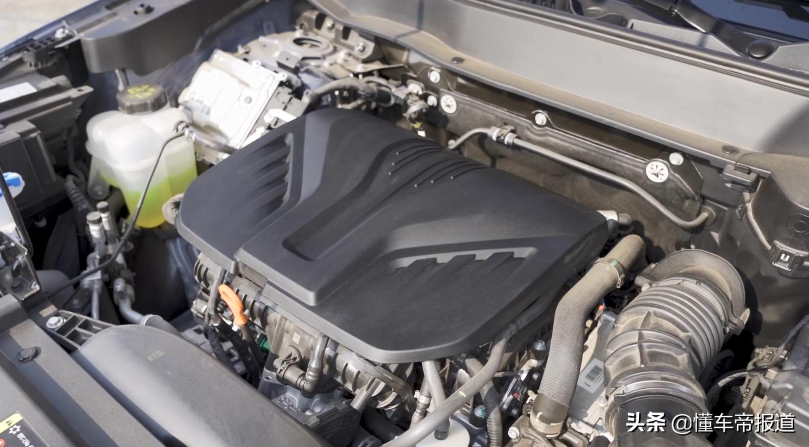 试驾全新三代哈弗h62.0顶配版,试驾第三代哈弗h62.0t