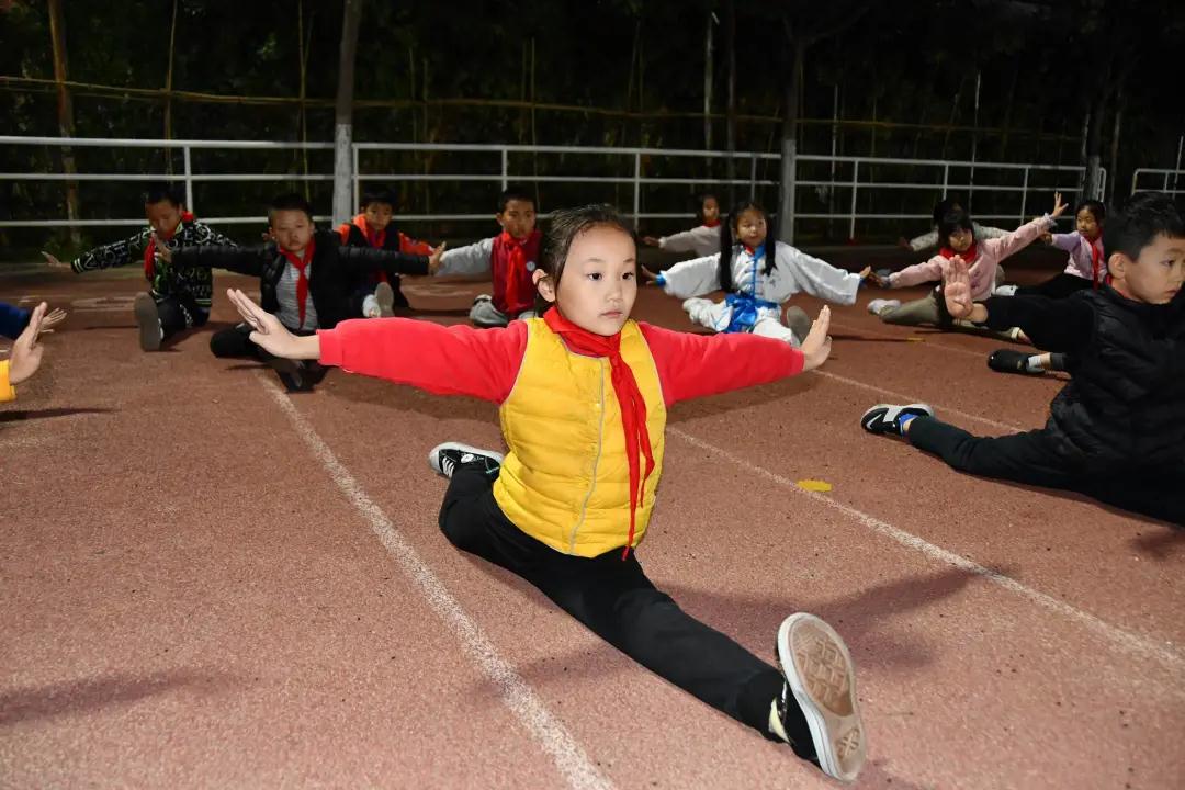 双减“泉”行动｜育贤小学全心育人为你点亮