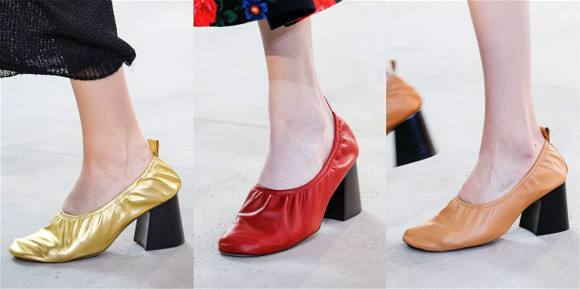 又丑又美的时髦奶奶鞋 (奶奶鞋今年流行什么鞋)