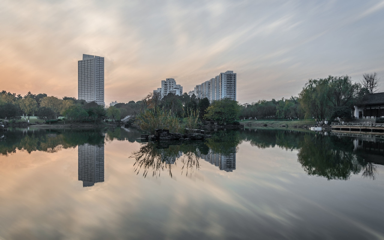 同为知名省理工大学，浙江理工大学与长春理工大学谁更强