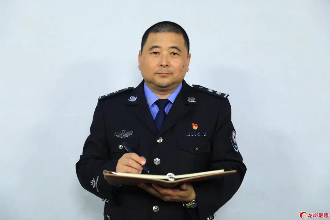 疫无反顾勇担重任践初心,疫无反顾逆行而战