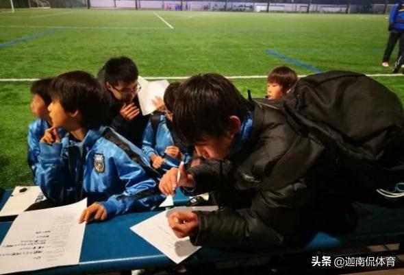 三问国足,中国足球青训现状与未来