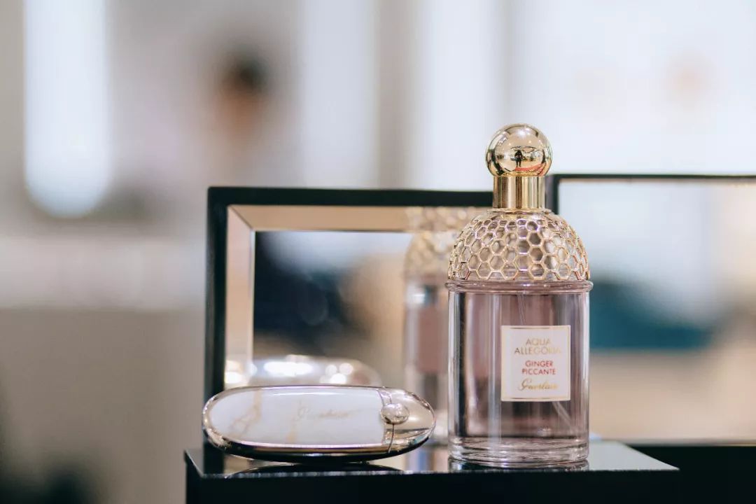 手把手教你在高新金鹰如何用五万花出十万的效果