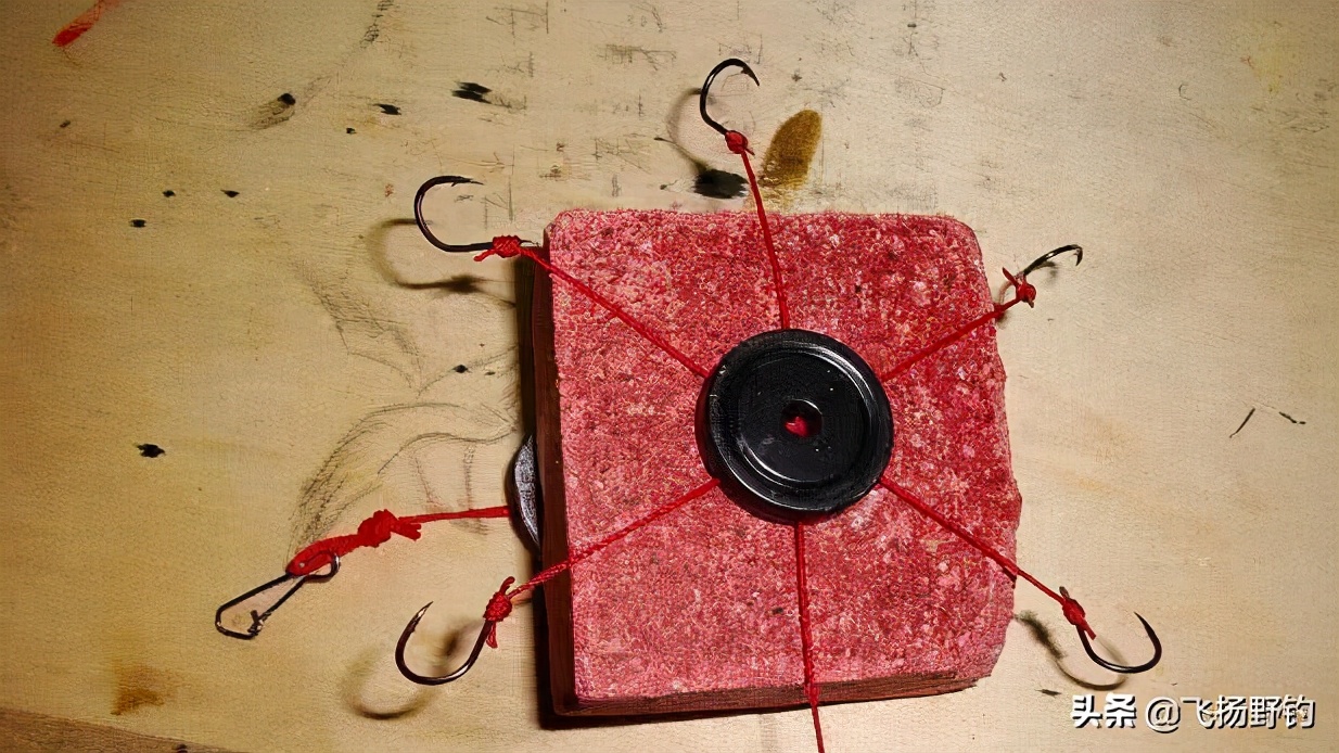 海竿野钓翻板钩,海竿钓鲢鳙用海怪好还是翻板钩好