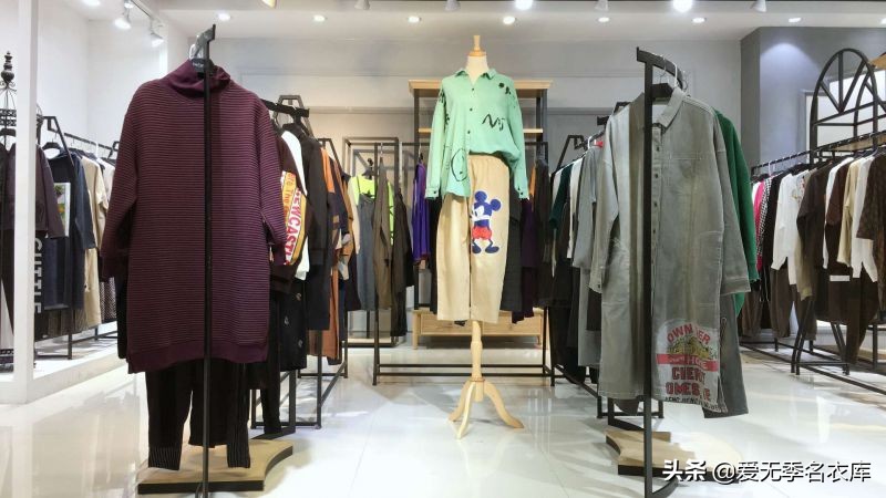 品牌女装折扣批发拿货渠道,女装批发货源网站有哪些