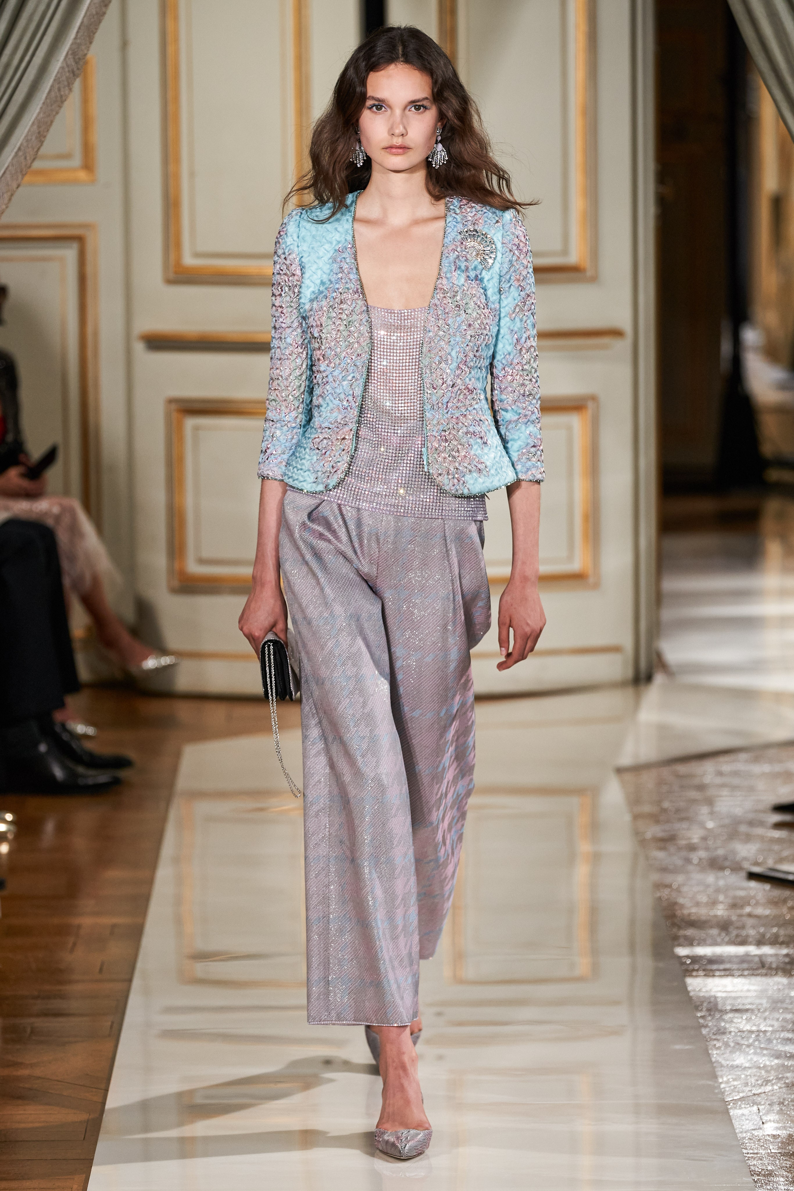 阿玛尼armani高定设计师,阿玛尼2018高定春夏女装