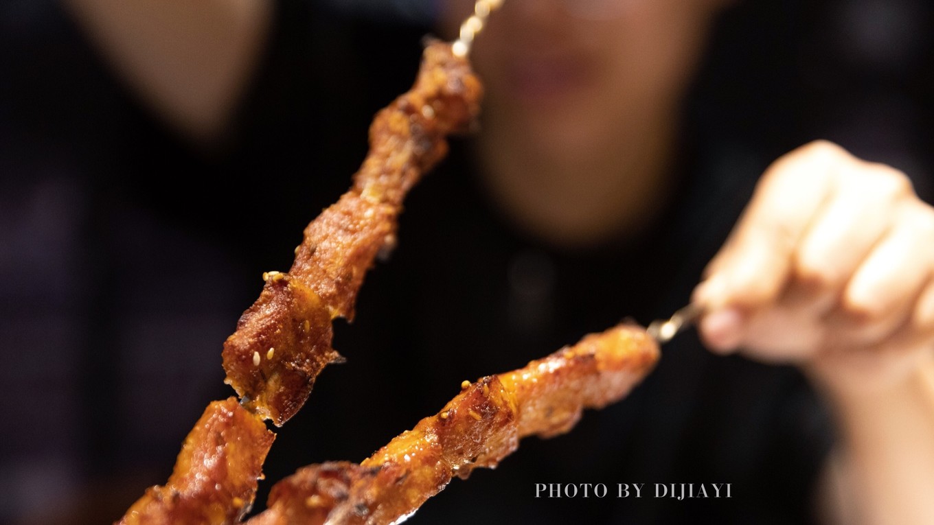 成都人气最旺的网红美食了解一下,成都万年场美食网红店