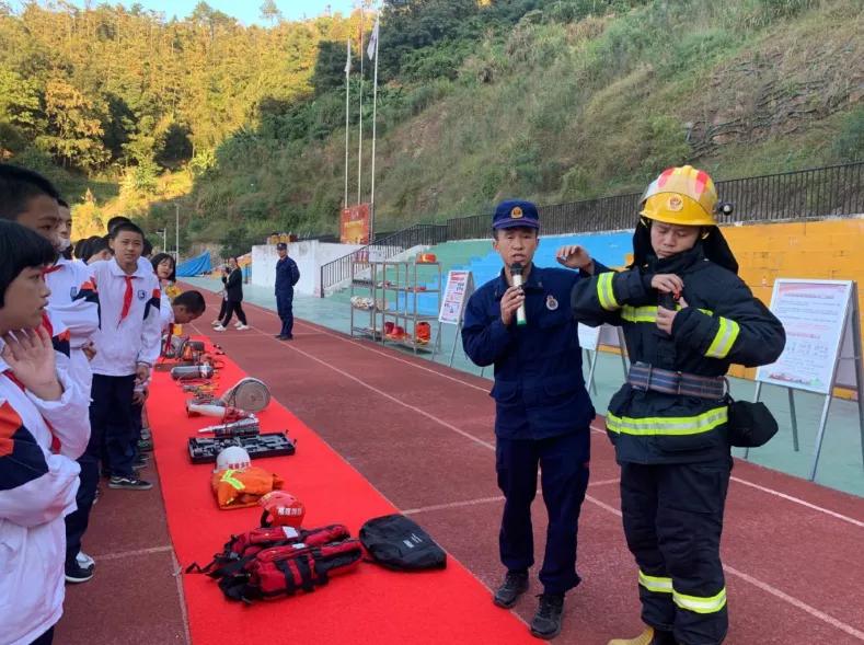 警钟长鸣防患未“燃”|碧桂园服务福建区域开展消防综合演习
