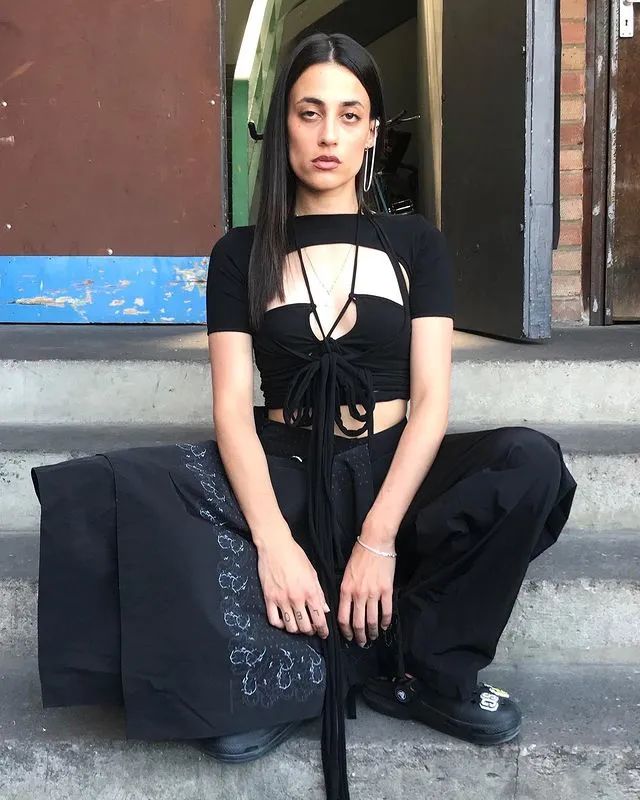 穿jk的女生不容易,穿jk的女孩是不是很难追