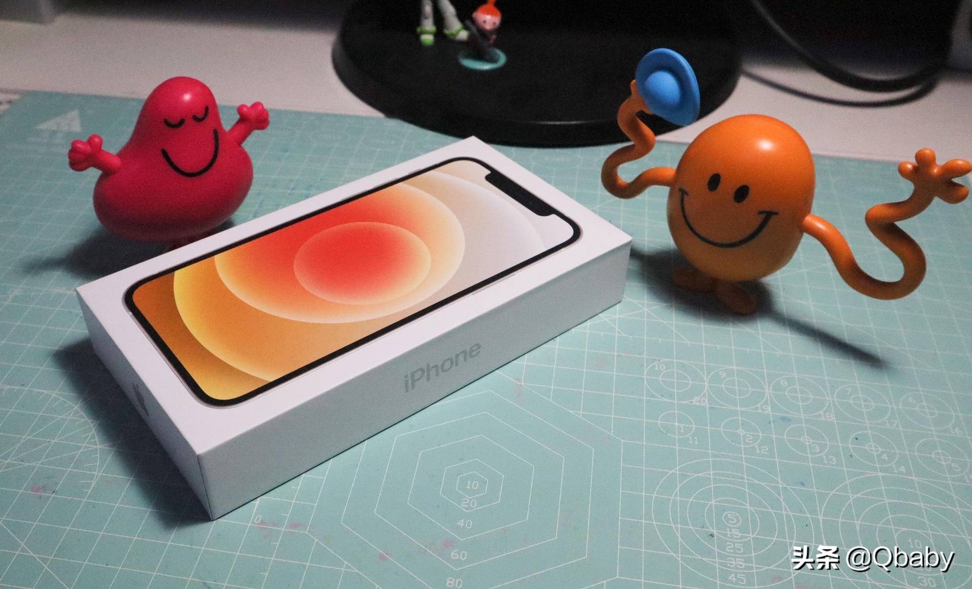 短途出行好物清单OSPREY隐客翻包iphone12简晒