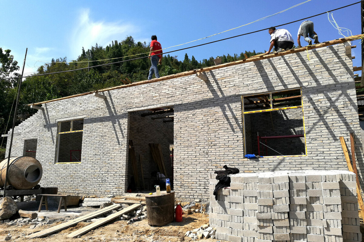 农村自建房地面返潮怎么补救,如何处理农村自建房贴砖返潮问题