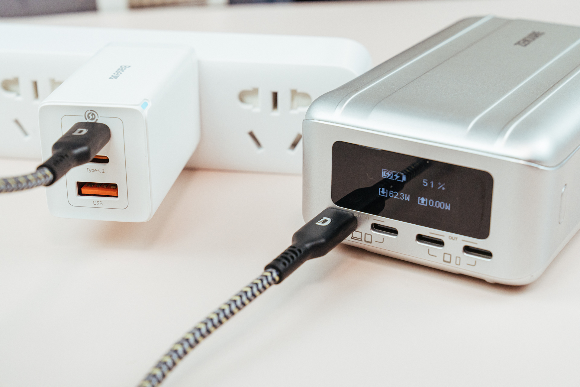 iphone1335w快充测评,iphone13充电头倍思评测