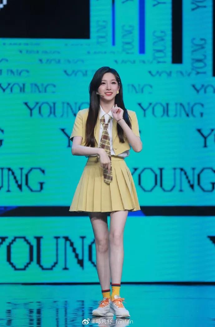 永远可以相信国家级审美,永远不要怀疑中央电视台的审美