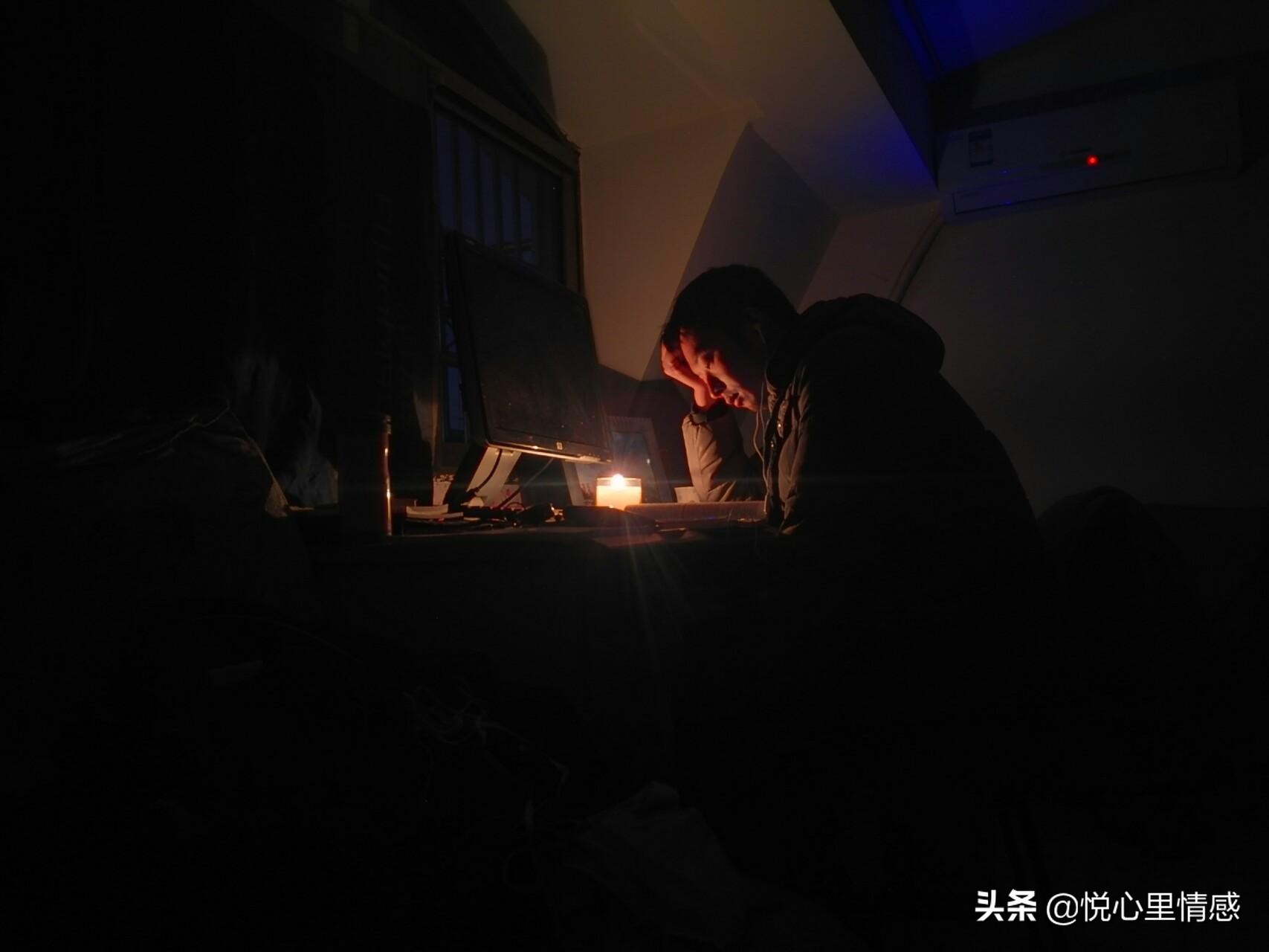 男生说想要静一静该不该继续纠缠,男朋友说静一静分开多久合适