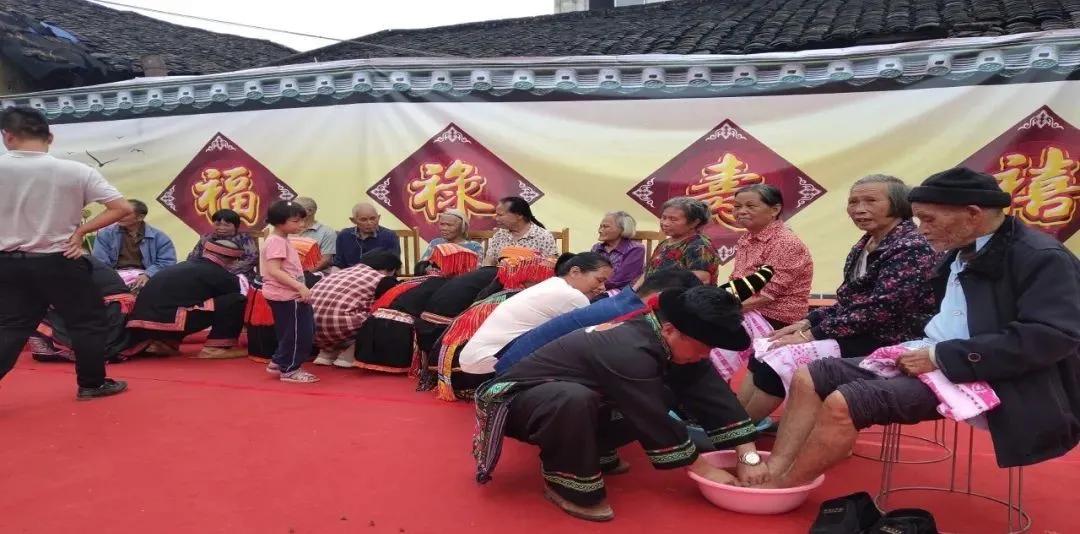 九九重阳节浓浓敬老情,九九重阳节浓浓敬老情图