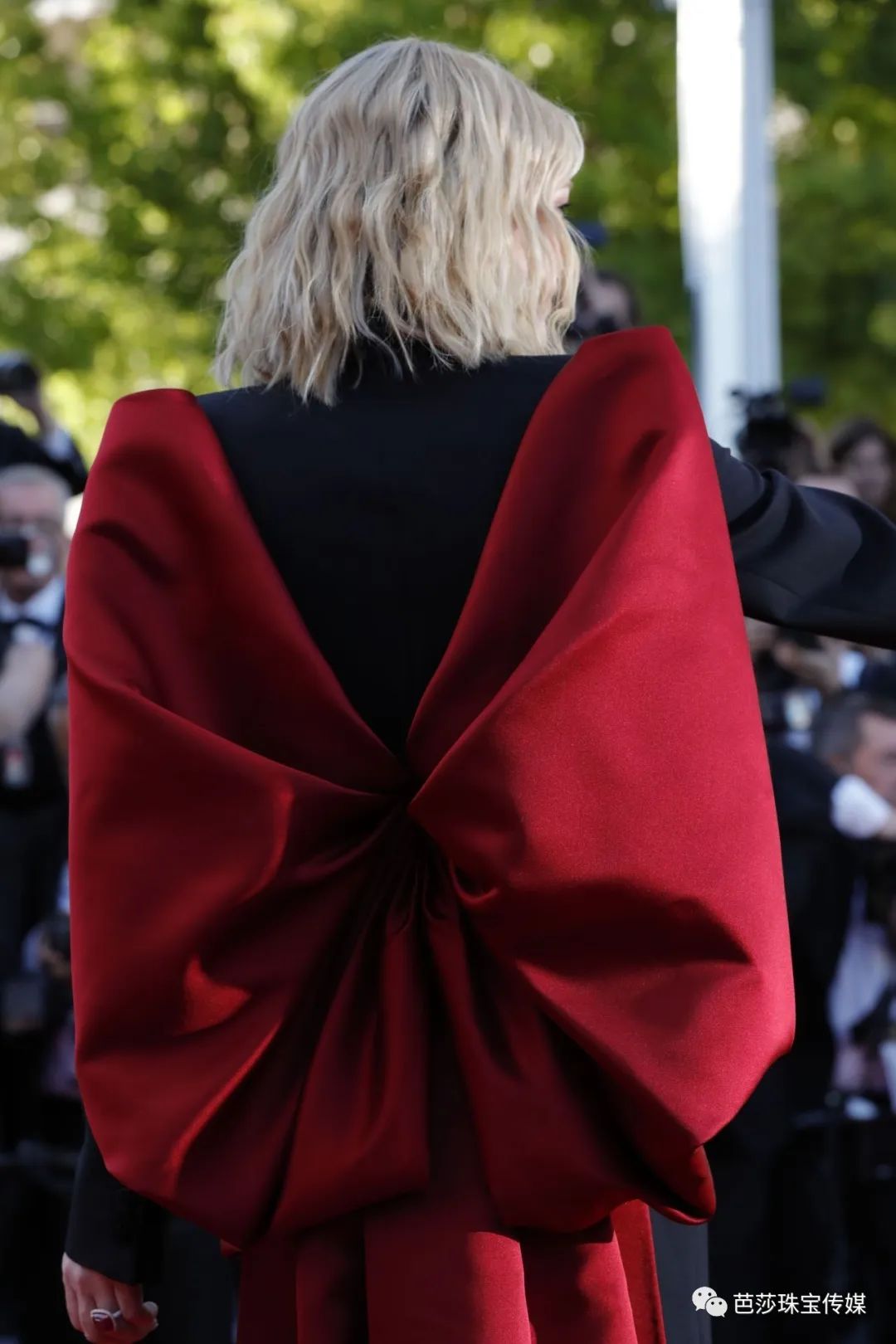 几百年来的时尚Icon们都狂种草的珠宝款就是它了！