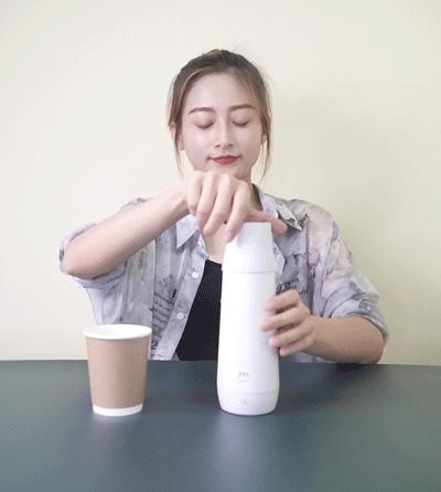 便携式烧水带保温杯旅行,防水免插电自动烧水保温杯100度